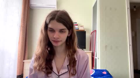 cute_kitte online show from October 3, 6:43 am