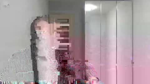 cute_lion_ online show from May 14, 6:06 pm