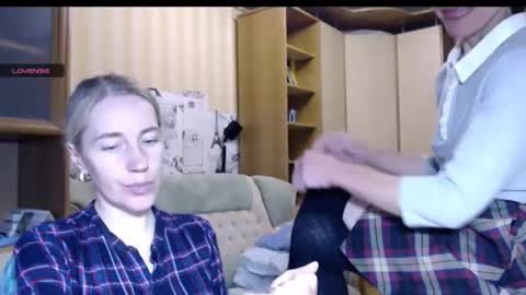 cute_lion_ online show from October 29, 12:51 pm