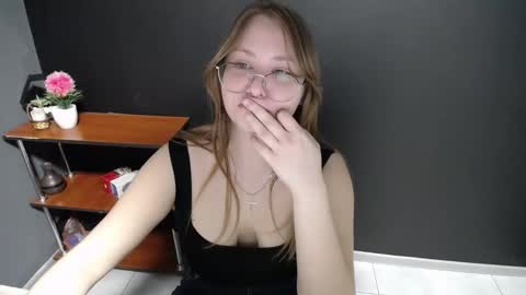 Veronica online show from February 25, 10:26 am