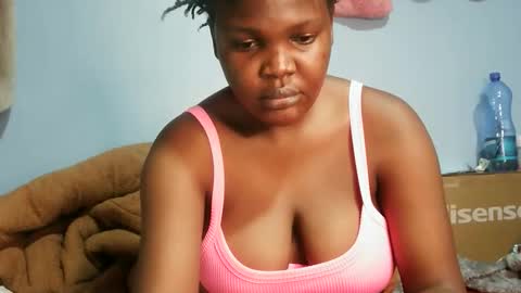 cute_roxie online show from October 31, 6:52 pm