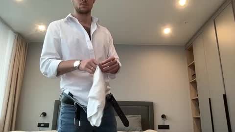 cute_skywalker online show from October 15, 7:10 am