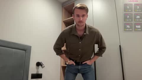 cute_skywalker online show from October 2, 4:17 pm