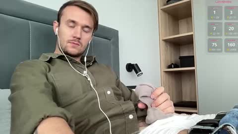 cute_skywalker online show from September 24, 10:44 am