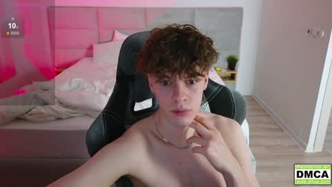 Thomas -  online show from February 1, 3:30 am