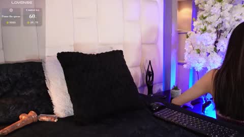 CuteArii online show from November 14, 8:44 pm