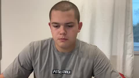 Snapshot of cutebutnaughty_ chatting on October 12, 3:04 pm Alex online show from October 12, 3:04 pm