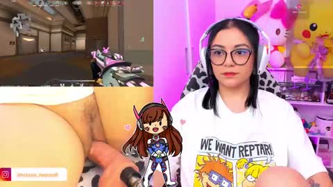 Snapshot of cutecinamonroll chatting on February 28, 5:37 pm Cinna independent model online show from February 28, 5:37 pm