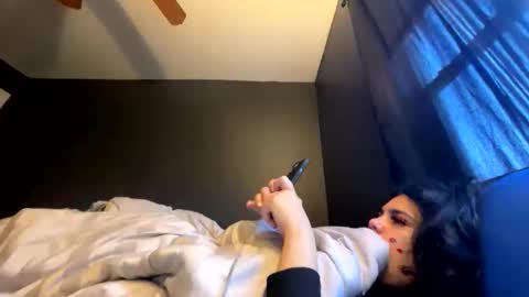 loveolots online show from February 2, 2:03 pm