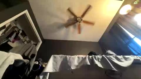 loveolots online show from February 10, 9:40 pm