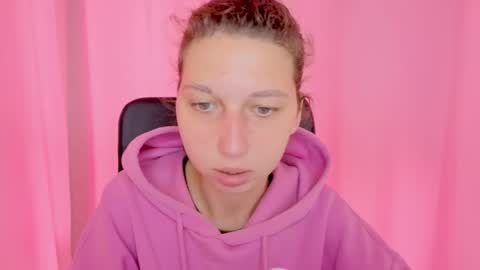 Elli online show from October 22, 9:34 am