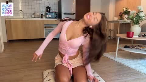 Elsa online show from March 5, 3:15 am