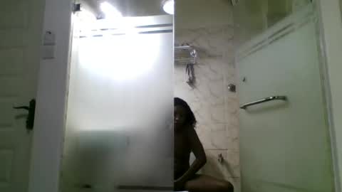 cuteface_lips online show from September 28, 5:33 pm