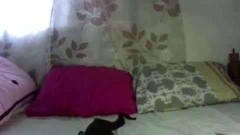 cutegal23465269 online show from March 27, 10:27 am