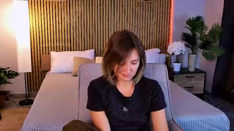 cutemirage online show from June 6, 2:56 pm