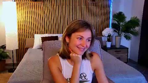 cutemirage online show from July 23, 2:36 pm