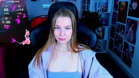 Snapshot of cutemousee chatting on February 19, 11:49 am Rina online show from February 19, 11:49 am