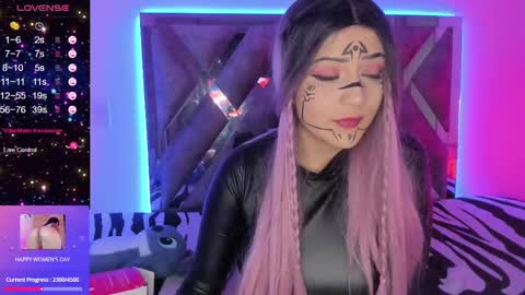 Snapshot of cutesarah_10 chatting on March 9, 2:39 am cutesarah_10 online show from March 9, 2:39 am