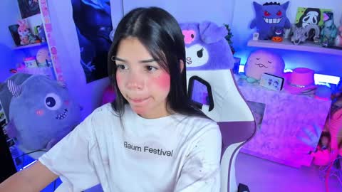 Snapshot of cutestephuwu chatting on December 4, 4:15 am  - independent model online show from December 4, 4:15 am