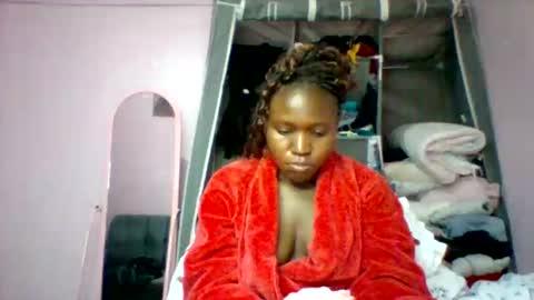 cutezola online show from November 14, 5:09 am