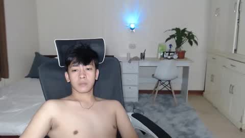 Neil Taylor online show from October 28, 12:39 pm