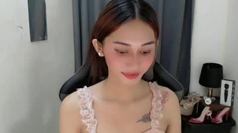 cutie_mitcha online show from March 11, 7:46 am