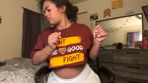 cutiekittie268 online show from December 17, 5:03 am