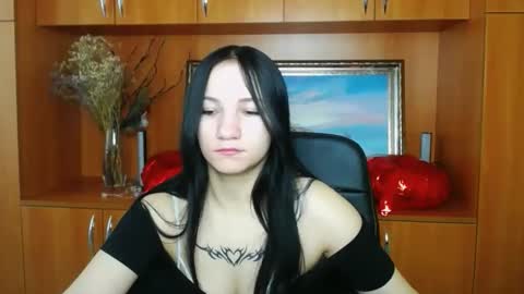 Emma online show from February 17, 8:02 am