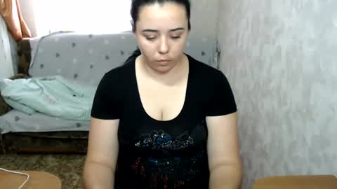 cutiemarine online show from June 17, 8:41 am
