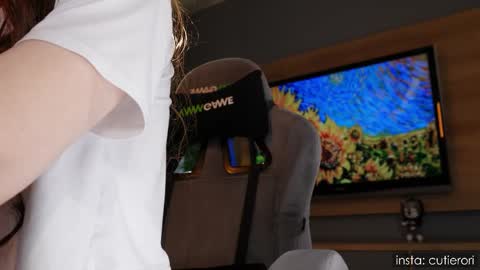 Rori  Instagram cutierori  online show from November 21, 3:48 am