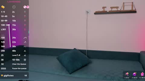 Vikki online show from March 19, 8:25 pm