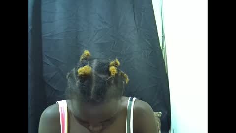 cuttey_slim22 online show from June 9, 10:04 am