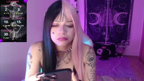     online show from June 12, 3:49 am