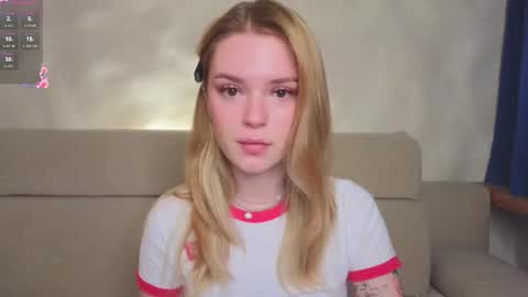 EMILY online show from December 17, 3:08 pm