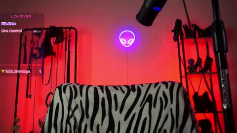 Lily Goddess online show from February 2, 6:10 am