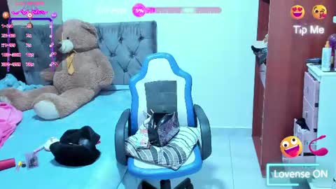 Cynthia online show from June 27, 1:39 pm