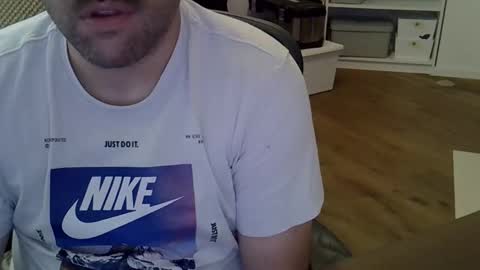 cyrsug online show from June 1, 2:07 pm