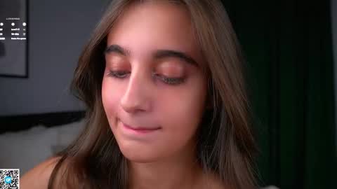 Isabella online show from November 29, 1:35 am