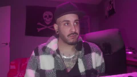 Destroyer online show from November 18, 4:04 am