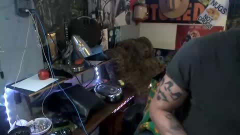 dadddyyycloudy online show from November 13, 10:12 pm