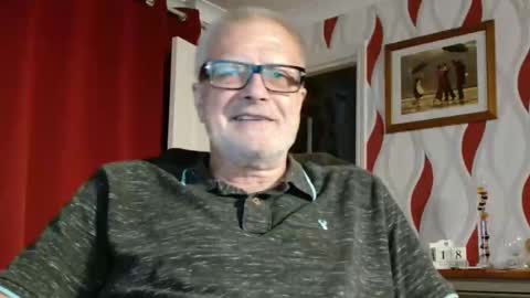 Brian ... online show from September 18, 8:02 pm