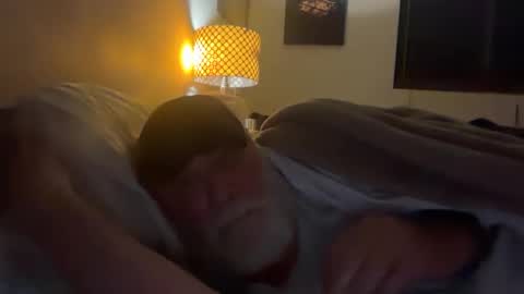 Snapshot of daddy341177 chatting on October 9, 8:53 am daddy341177 online show from October 9, 8:53 am