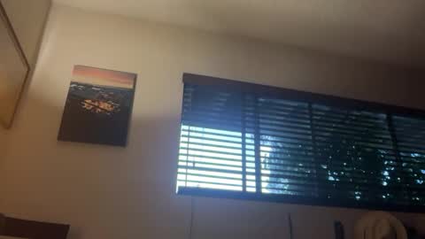 Snapshot of daddy341177 chatting on September 12, 1:24 pm daddy341177 online show from September 12, 1:24 pm