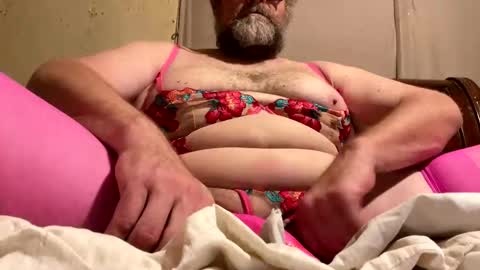 daddyb682 online show from October 24, 9:59 pm