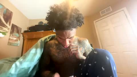 sexy tatted king bbc online show from July 28, 2:20 am