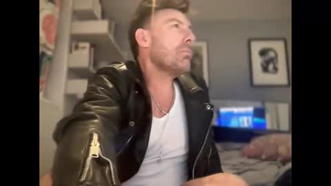 daddyswede23 online show from April 14, 2:26 am