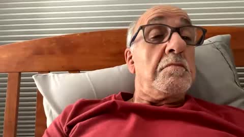 Snapshot of daddyweis chatting on September 28, 3:26 am daddyweis online show from September 28, 3:26 am