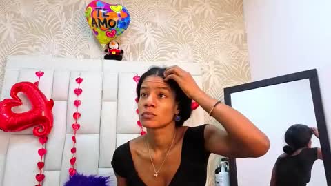 daffnelewis online show from February 20, 11:23 am