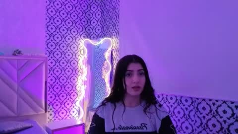 dahia  online show from February 2, 3:48 am