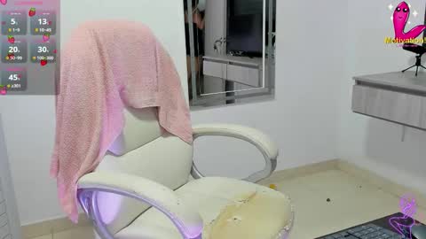 Dahian  online show from November 6, 11:30 pm